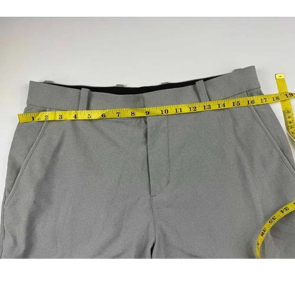 Nike Golf Shorts Gray Dri-Fit Standard Fit - Size 32